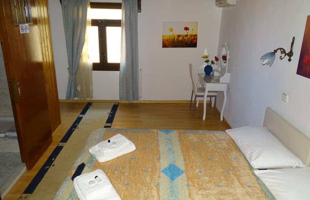 Anemones Rooms Chania  Exterior photo
